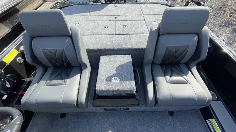 Slide: The Image of Falcon F205 2024 - 20