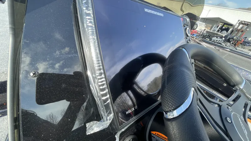 Slide: The Image of Falcon F205 2024 - 8