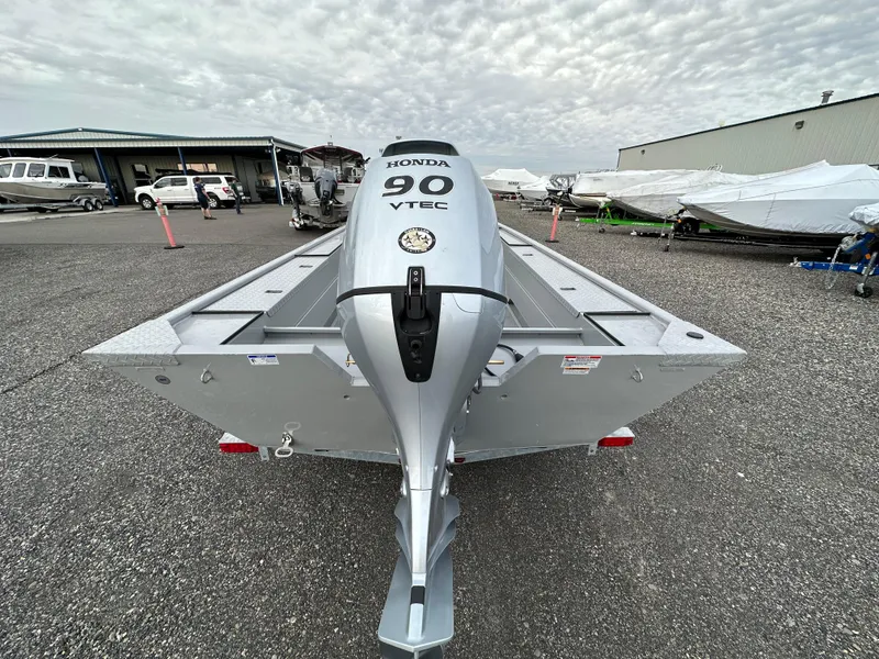 Slide: The Image of 2023 Smoker Craft Sportsman Pro 1866 with Honda 90 VTEC outboard motor. - 3