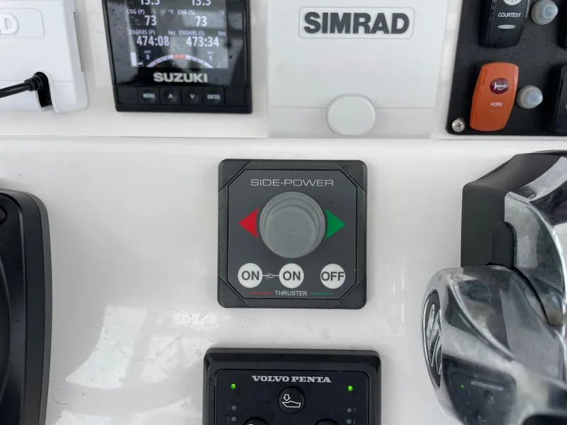 Slide: The Image of Control panel of a 2018 Southport 33 FE boat with Side-Power thruster. - 36