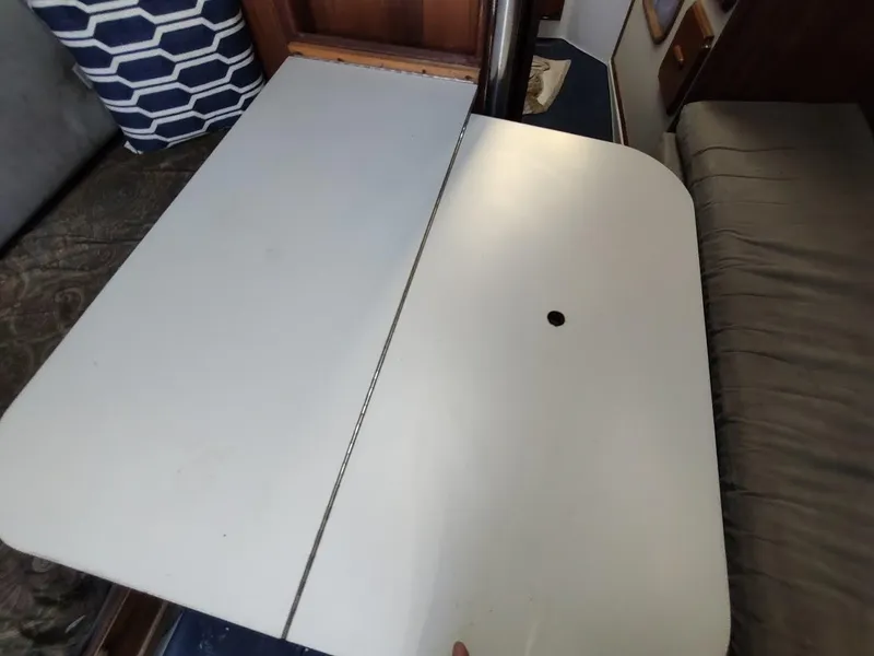 Slide: The Image of Endeavour 32 Sloop 1979 - 54