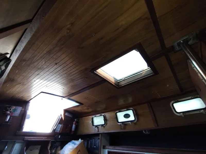 Slide: The Image of Endeavour 32 Sloop 1979 - 66