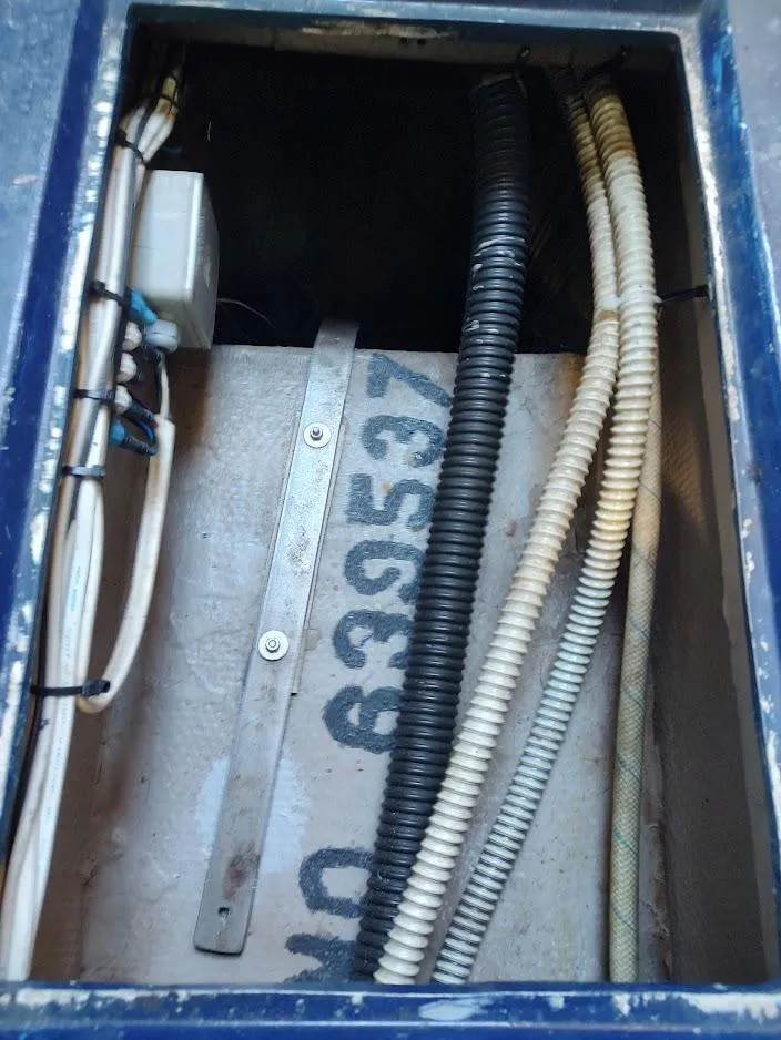 Slide: The Image of Endeavour 32 Sloop 1979 - 67