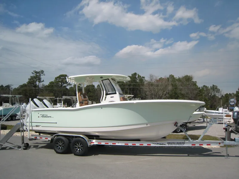 Slide: The Image of Pioneer 270 Pelagic 2024 - 10