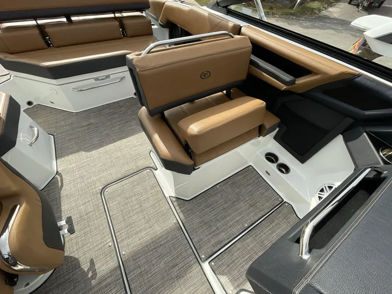 Slide: The Image of Cobalt R4 2024 - 360