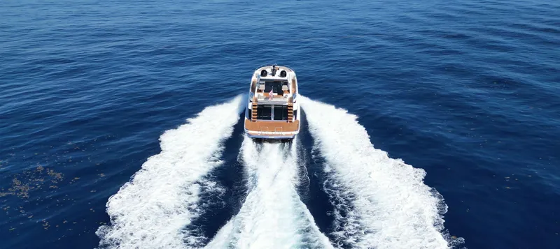Slide: The Image of Van der Valk BeachClub 600 yacht cruising on open sea, 2019 model. - 4