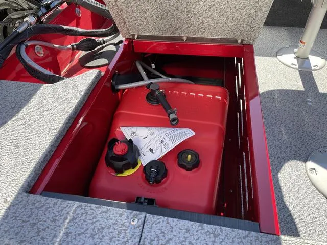 Slide: The Image of Lund 1650 Angler SS 2024 - 15