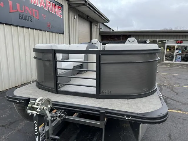 Slide: The Image of Flagship D22U 2023 - 4