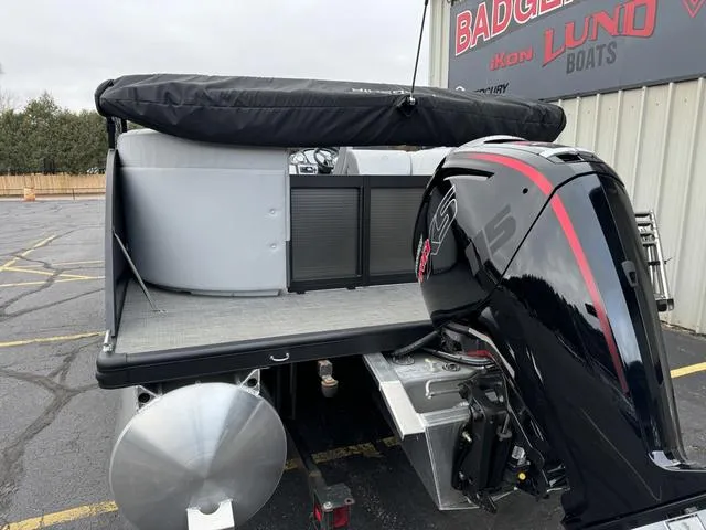 Slide: The Image of Flagship D22U 2023 - 9