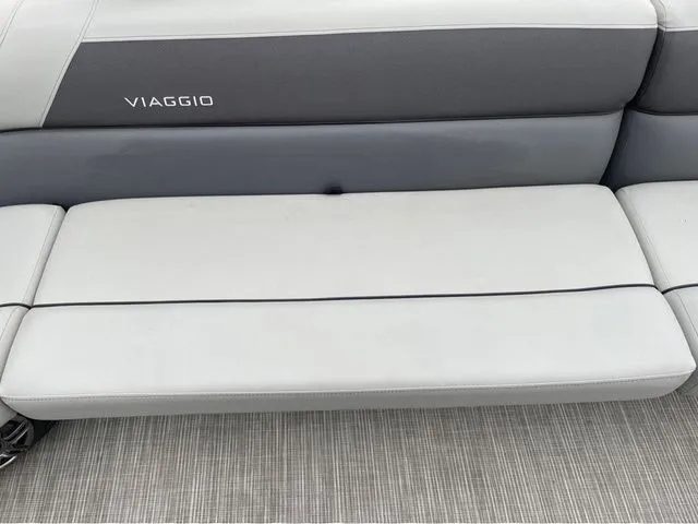 Slide: The Image of Viaggio Lago V-U 16U 2024 - 11