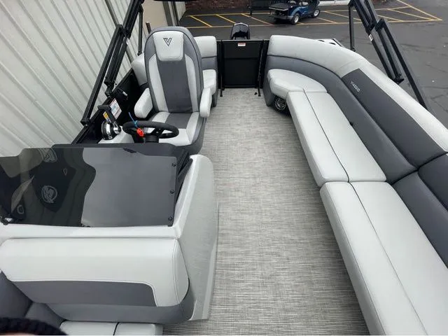 Slide: The Image of Viaggio Lago V-U 16U 2024 - 6