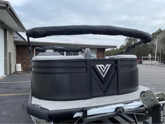 Slide: The Image of Viaggio V18U 2024 - 4