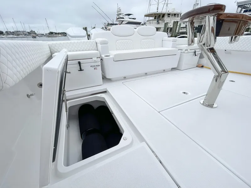 Slide: The Image of HCB 48 Campeon 2025 - 55