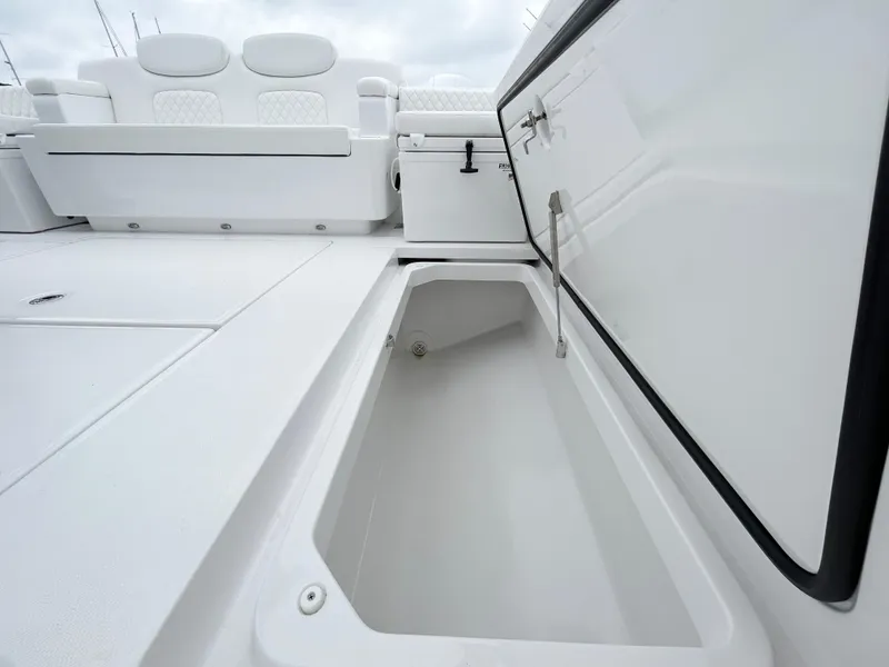 Slide: The Image of HCB 48 Campeon 2025 - 56