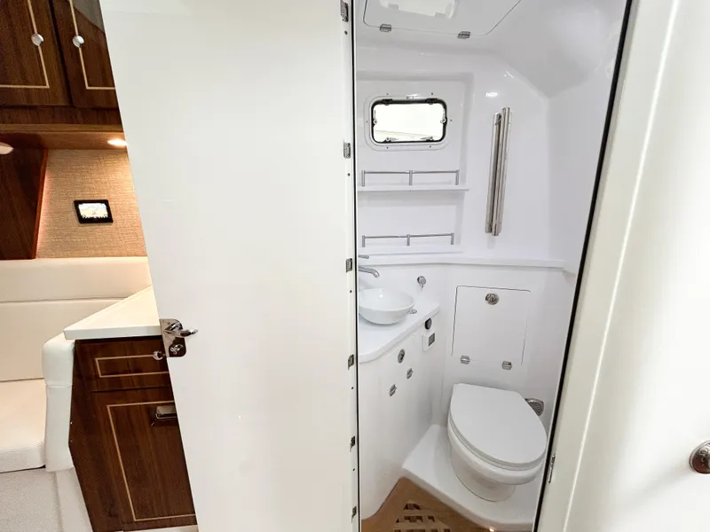 Slide: The Image of HCB 48 Campeon 2025 - 70