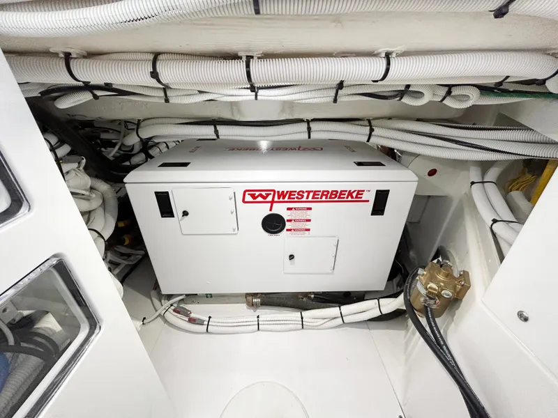 Slide: The Image of HCB 48 Campeon 2025 - 74