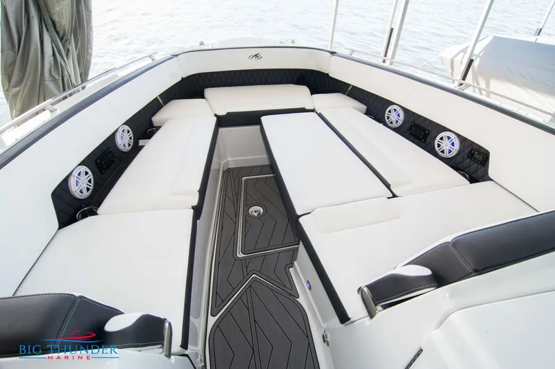 Slide: The Image of Monterey 378SS Super Sport 2022 - 63