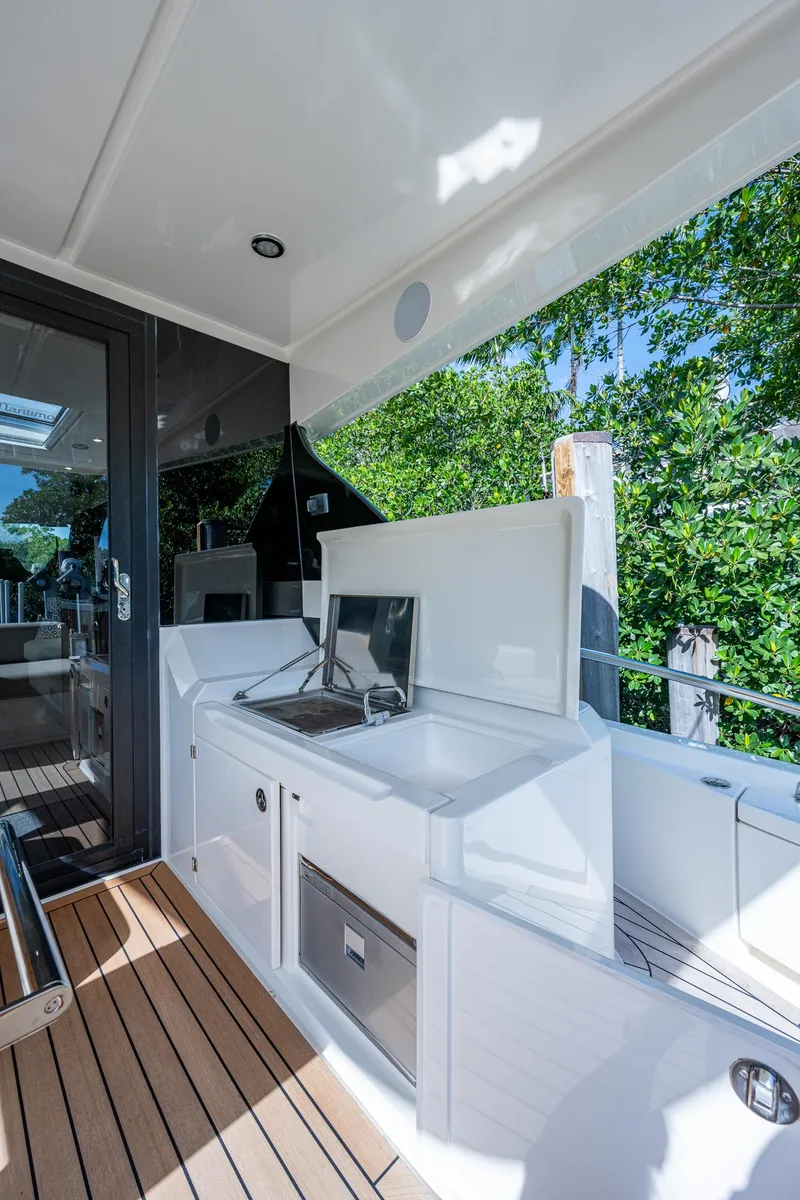 Slide: The Image of Maritimo X50 2020 - 18