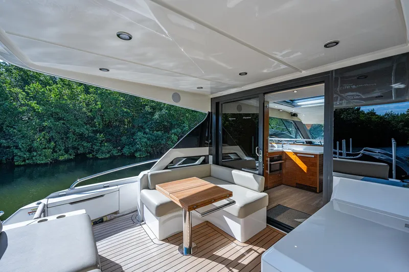 Slide: The Image of Maritimo X50 2020 - 21