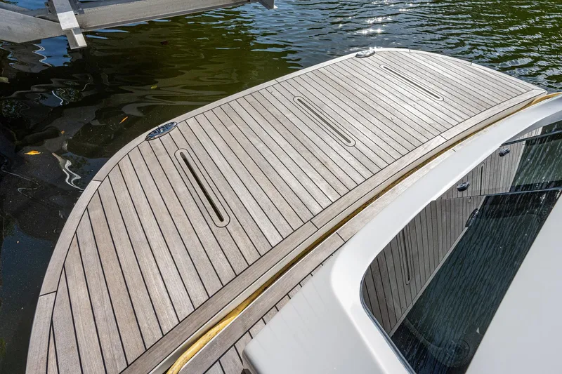 Slide: The Image of Maritimo X50 2020 - 22