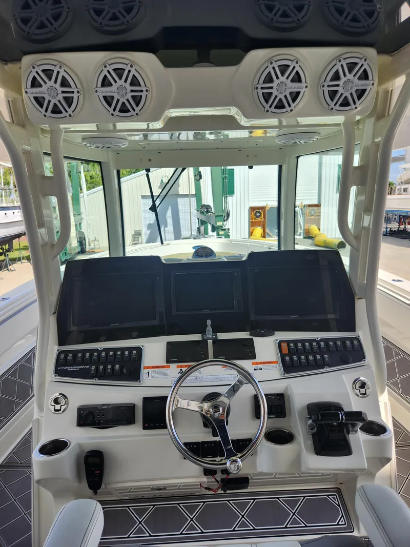 Slide: The Image of HCB 42 Siesta 2017 - 6