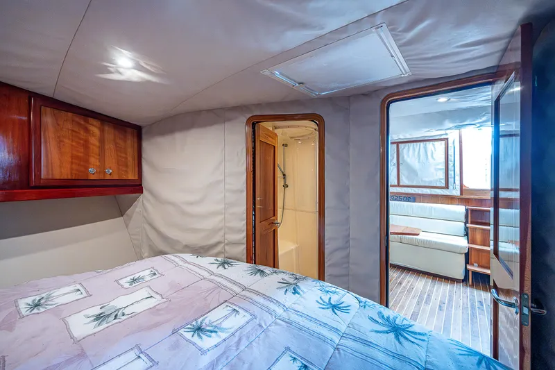 Slide: The Image of Albemarle 410 2005 - 54