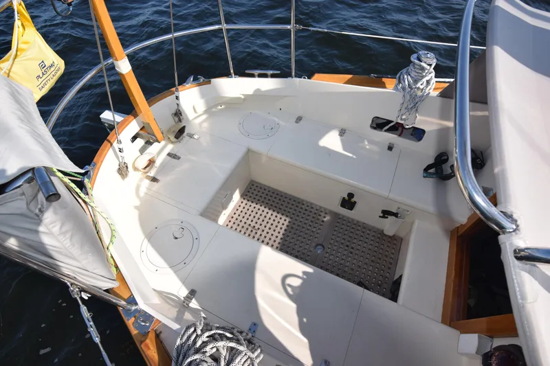 Slide: The Image of Cockpit of 2000 Custom Tumbleweed/Tony Skidmore 36 Fin Keel Cutter sailboat. - 34