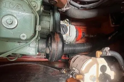 Slide: The Image of Custom Tumbleweed/Tony Skidmore 36 Fin Keel Cutter 2000 - 52