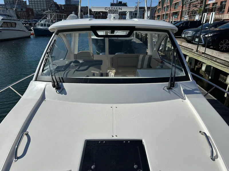 Slide: The Image of Pursuit OS 355 2017 - 58