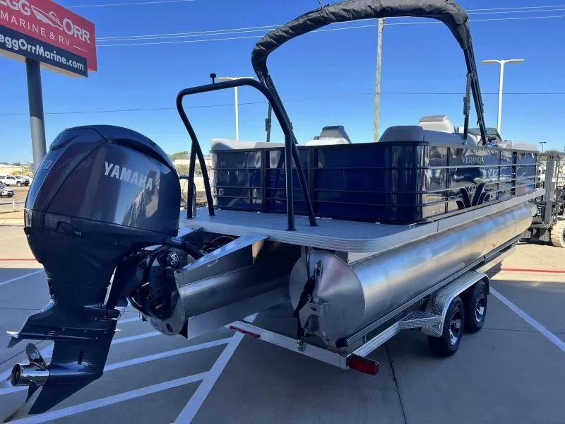 Slide: The Image of 2024 Veranda VISTA VIEW 22RC pontoon boat with Yamaha outboard motor. - 9