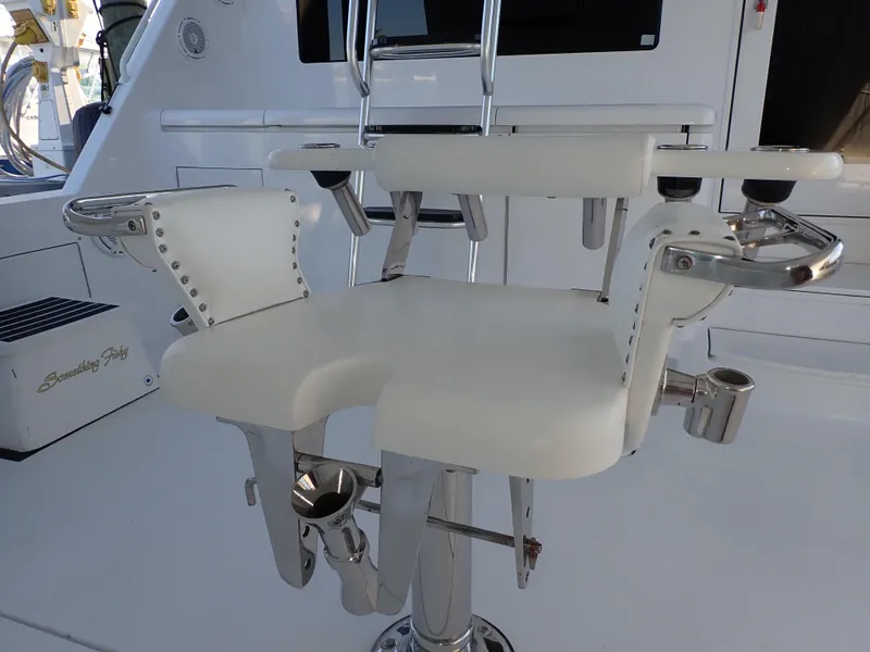 Slide: The Image of Hatteras 60 SOMETHING FISHY - Cockpit Fighting Chair - 27
