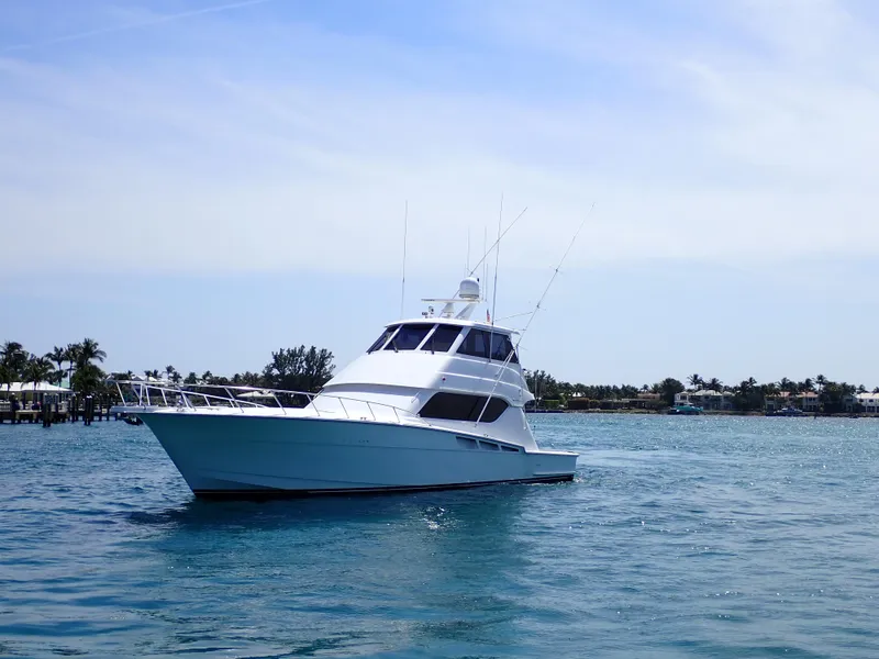 Slide: The Image of Hatteras 60 SOMETHING FISHY - Port Bow Profile - 34