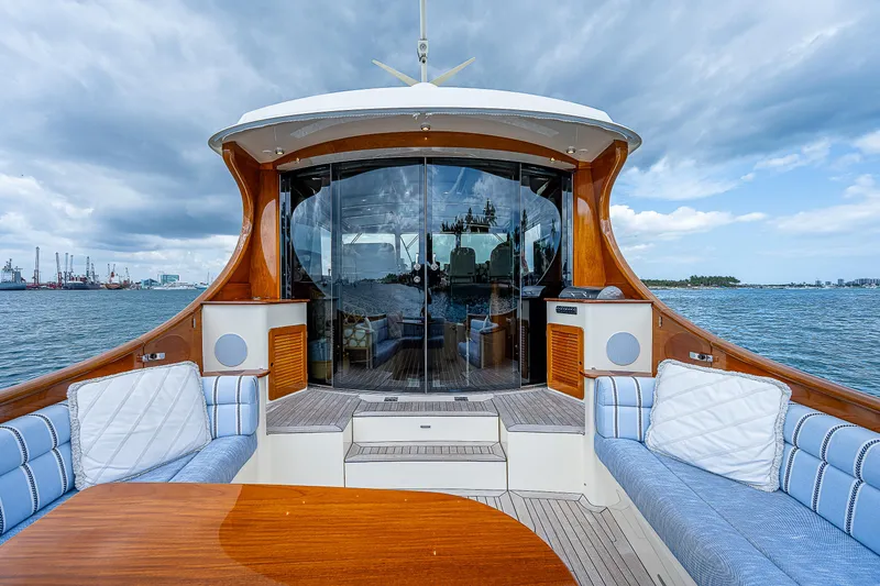 Slide: The Image of Hinckley Talaria 55 MKII MY 2018 yacht with elegant seating and ocean view. - 16