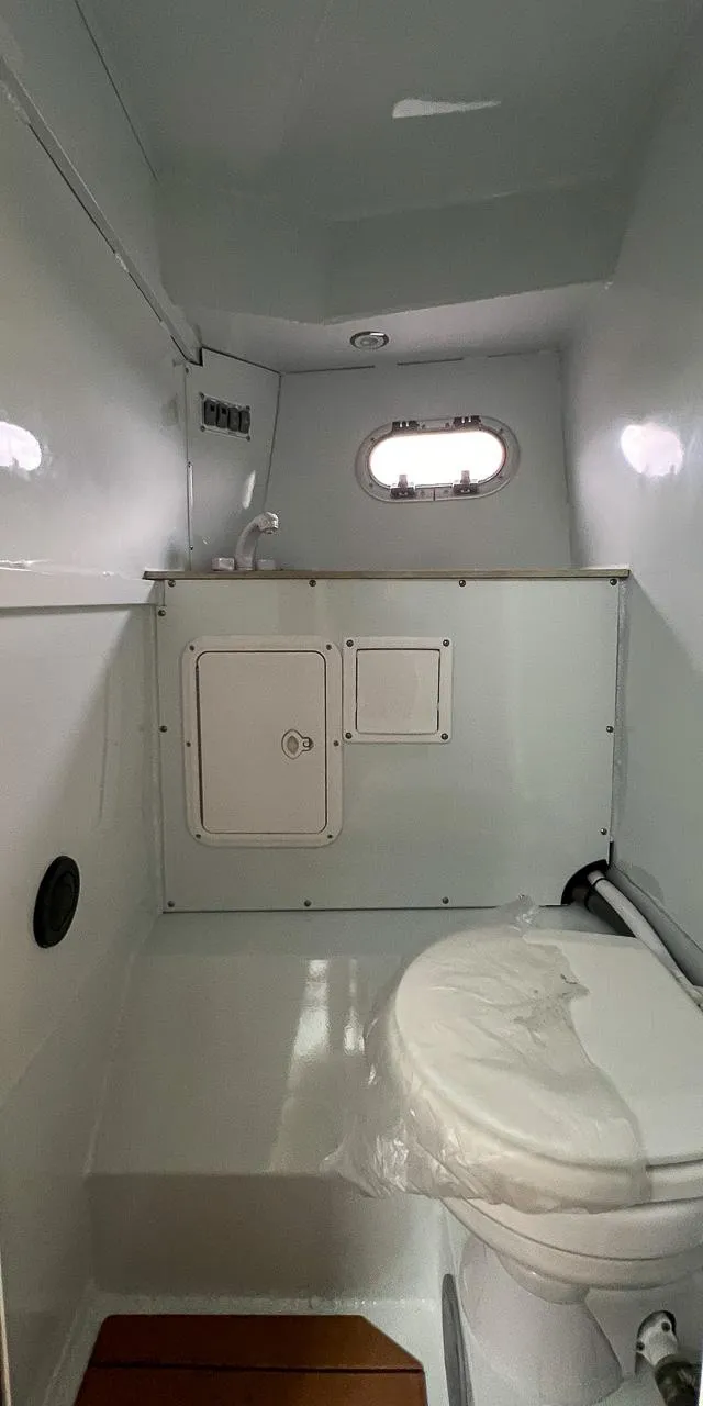 Slide: The Image of Hewescraft 290 Adventure 2026 - 10