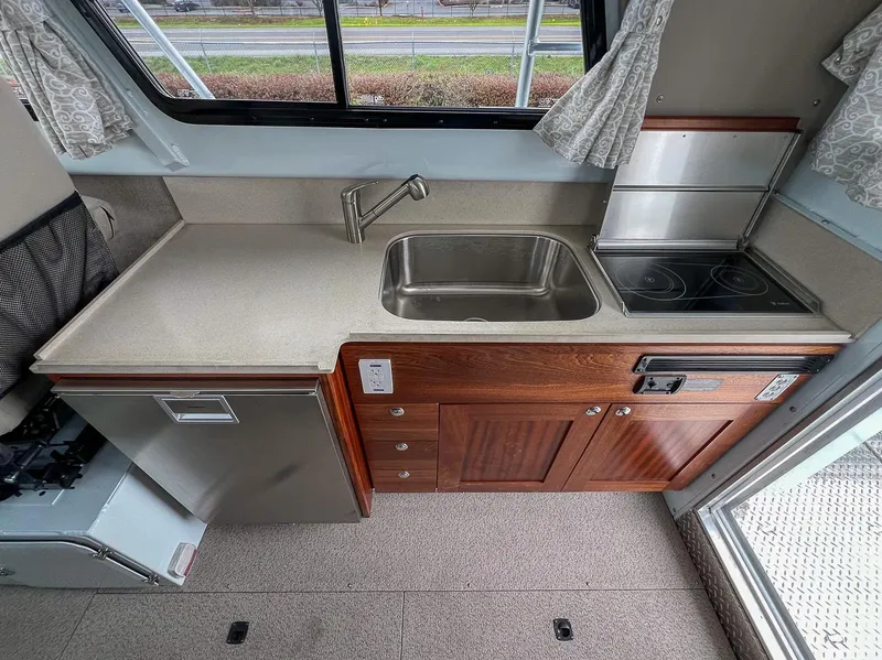 Slide: The Image of Hewescraft 290 Adventure 2026 - 18