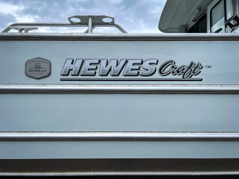 Slide: The Image of Hewescraft 290 Adventure 2026 - 29