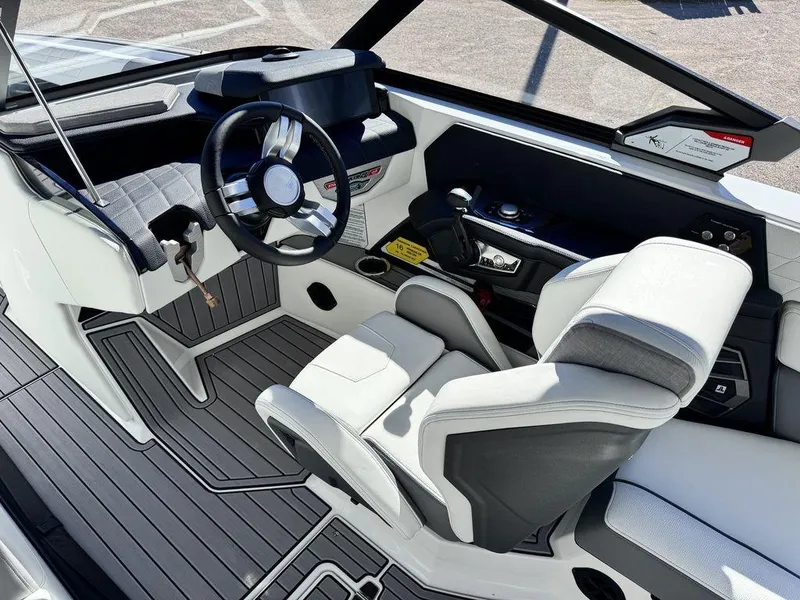 Slide: The Image of Nautique Super Air Nautique G23 2024 - 7