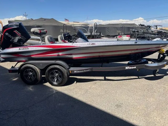Slide: The Image of Triton 18 TrX 2024 - 13