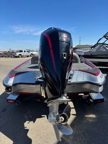 Slide: The Image of Triton 18 TrX 2024 - 3