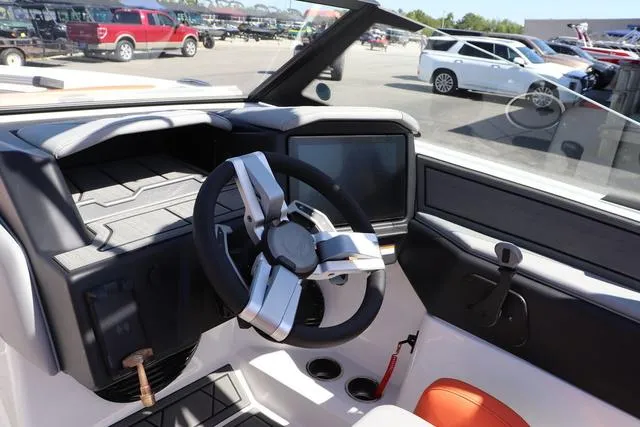 Slide: The Image of Tigé Z1 2024 - 10