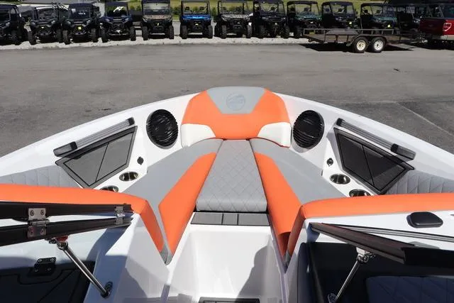 Slide: The Image of Tigé Z1 2024 - 16