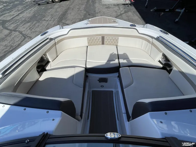 Slide: The Image of 2024 Monterey M4 boat interior with spacious seating and modern design. - 10