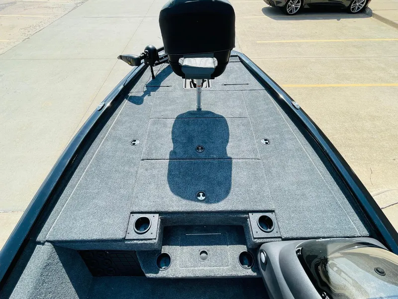 Slide: The Image of 2024 Tracker Pro Team 195 TXW Tournament Edition fishing boat deck and seating. - 9