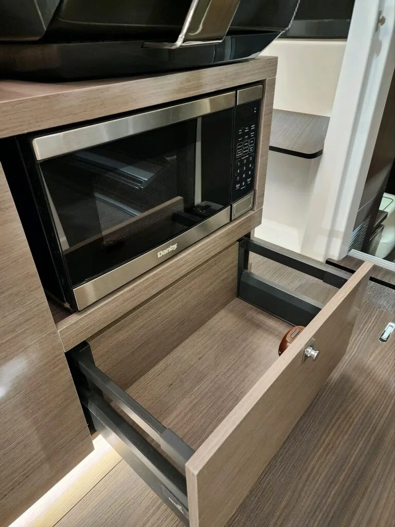 Slide: The Image of Wellcraft 355 Commuter 2024 - 53