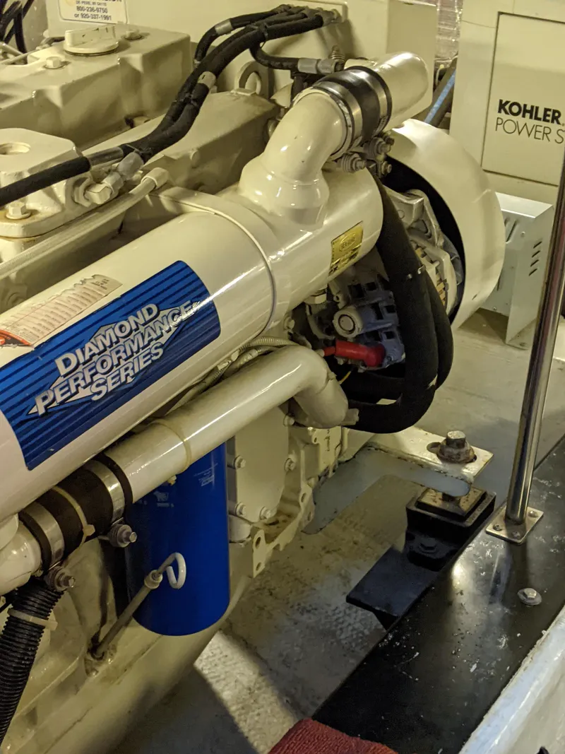 Slide: The Image of Carver 506 Motor Yacht 2000 - 52