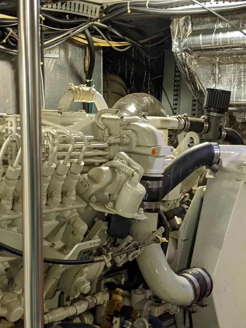 Slide: The Image of Carver 506 Motor Yacht 2000 - 57