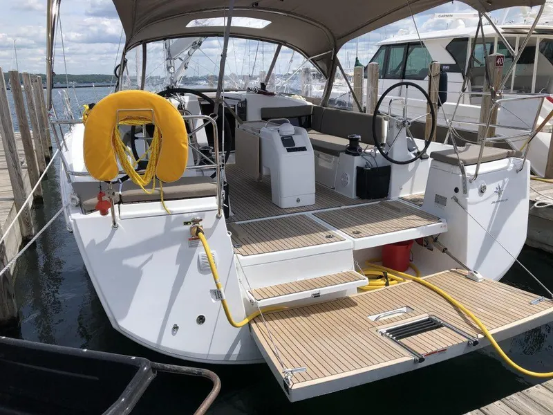 Slide: The Image of Jeanneau Sun Odyssey 440 2024 - 12
