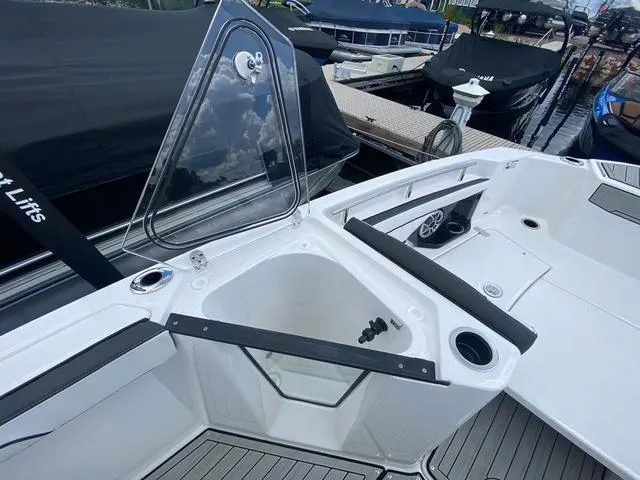 Slide: The Image of Yamaha 255 FSH Sport H 2024 - 21