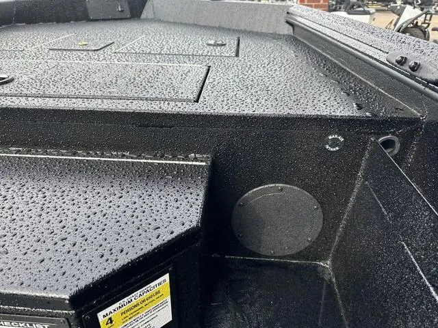 Slide: The Image of Avid 18 Commander 2025 - 15