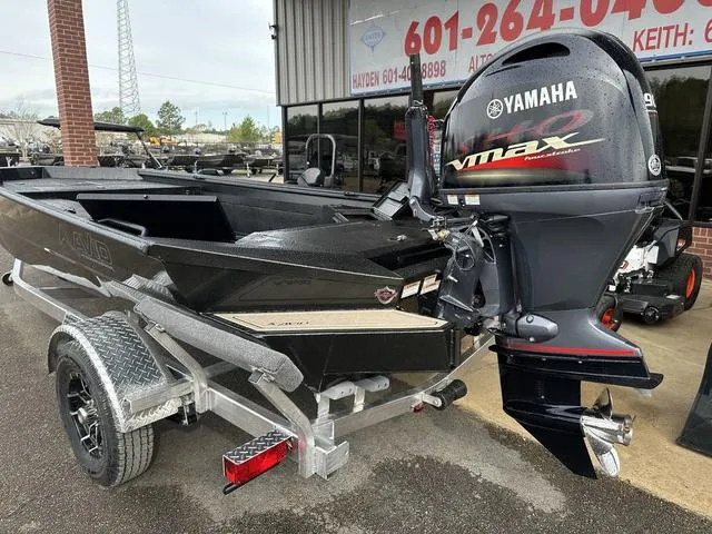 Slide: The Image of Avid 18 Commander 2025 - 28